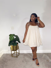 Load image into Gallery viewer, LINEN BABYDOLL DRESS
