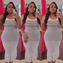 Load image into Gallery viewer, KNIT MIDI DRESS
