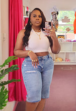 Load image into Gallery viewer, RIBBED CROP TOP
