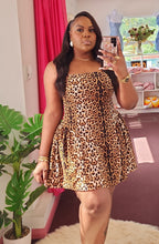 Load image into Gallery viewer, SKATER MINI DRESS
