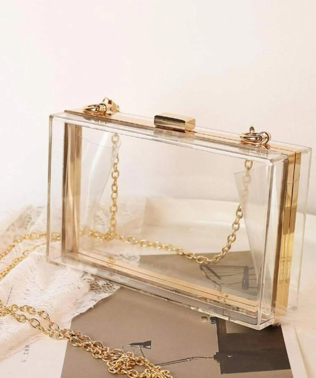 CLEAR GLASS CLUTCH