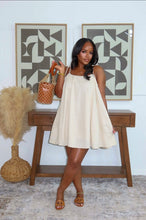 Load image into Gallery viewer, LINEN BABYDOLL DRESS
