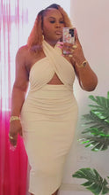 Load and play video in Gallery viewer, TATI HALTER DRESS
