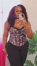 Load and play video in Gallery viewer, NANCY SOFT CORSET TOP
